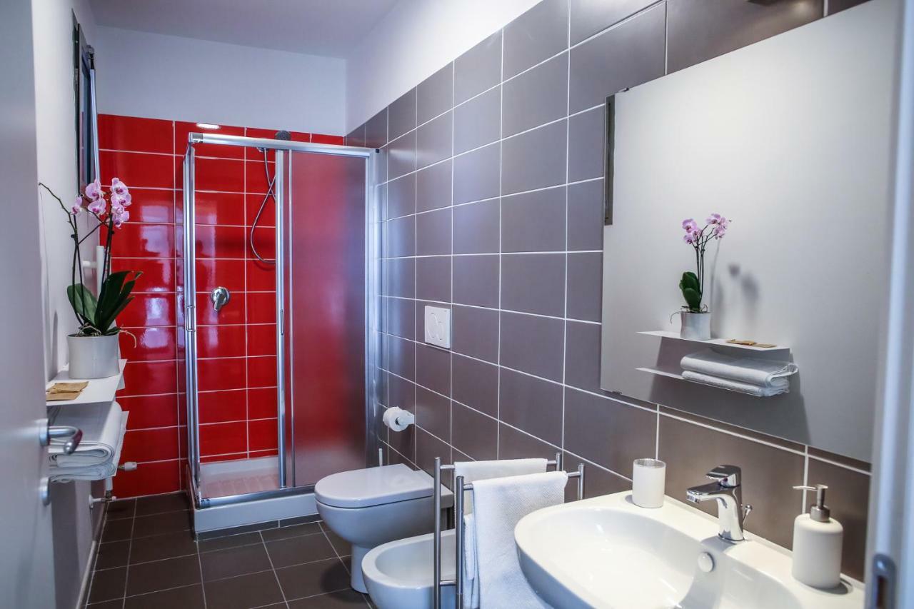 B&B Warmup Grosseto - Parcheggio Incluso Nella Corte Interna Exterior foto